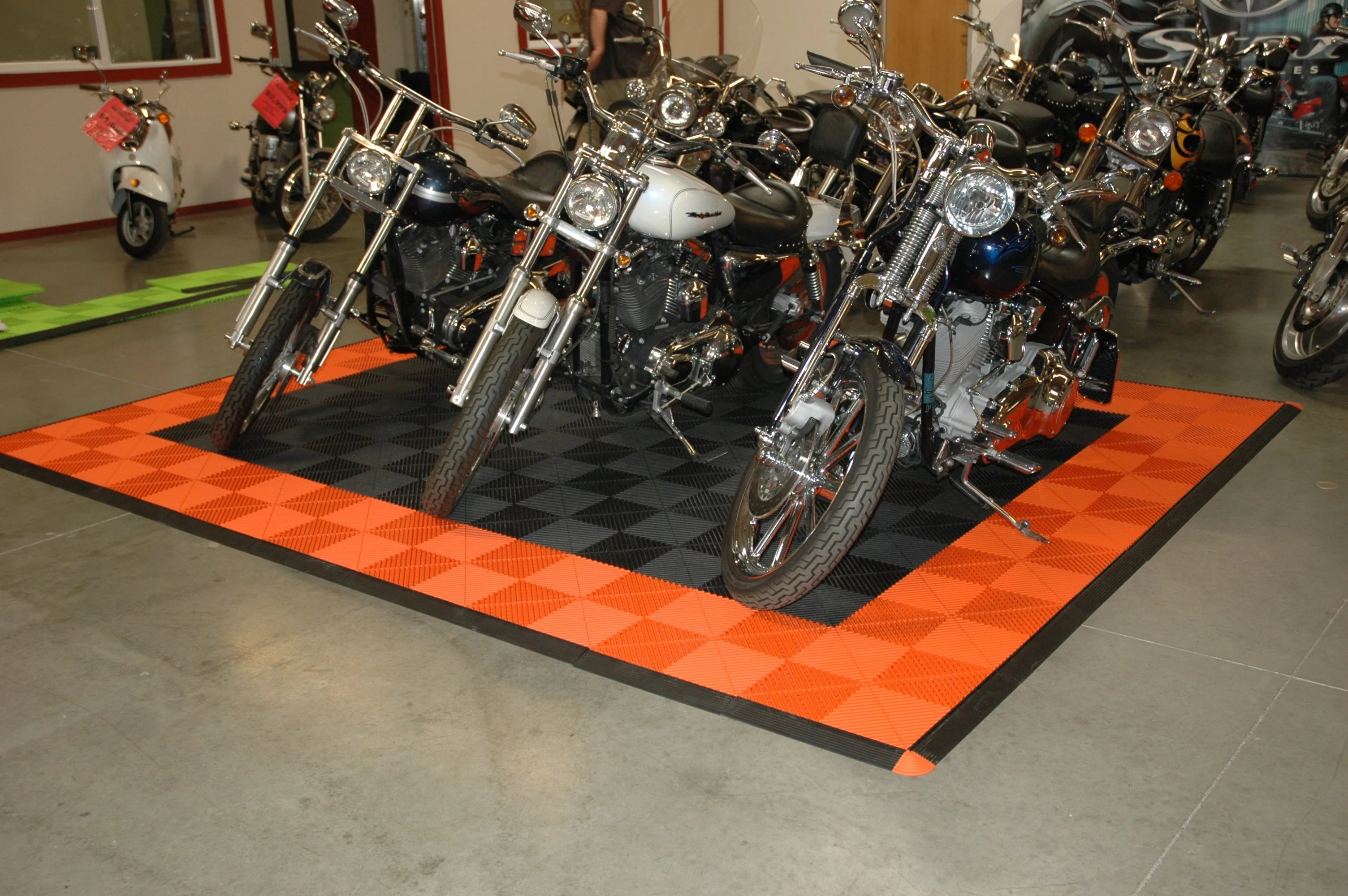 Ribtrax Pro Motorcycle Mat (4'5" x 9'7") - Image 24